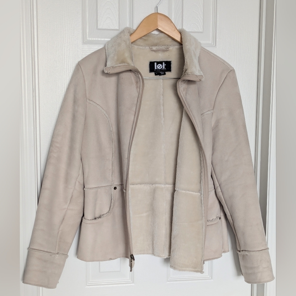 LEI Women's (Size Large)Cream/Tan Faux-Suede Teddy Jacket With Shearling Lining